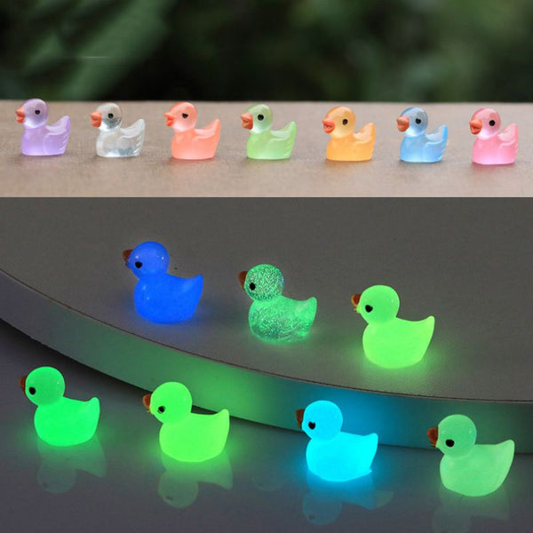 Mini decorative ducks that glow in the dark